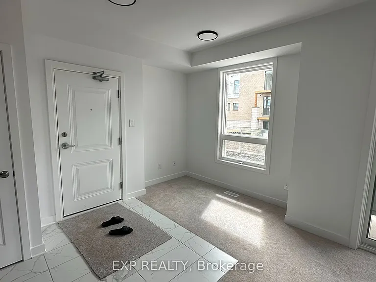 1055 Cedar Creek Dr #J — Photo 7