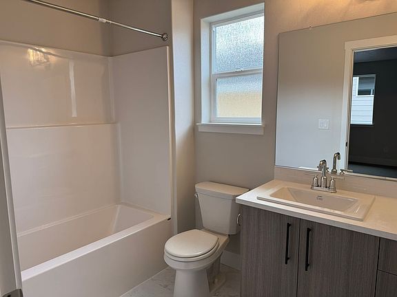 5th image of 9701 NE 29th Ave