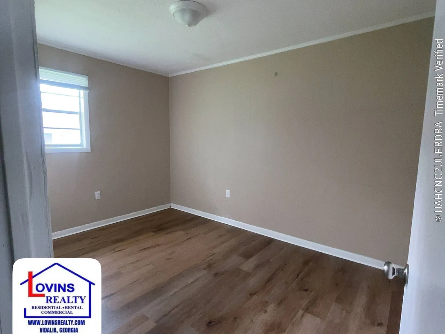 Hart - 204- 206 Nita Dr. - 206 B — Photo 4