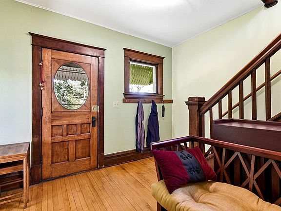 3rd image of 4339 Columbus Ave