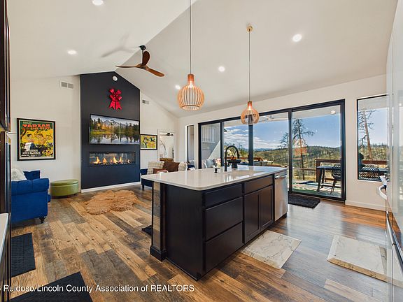 2nd image of 115 Everest Dr