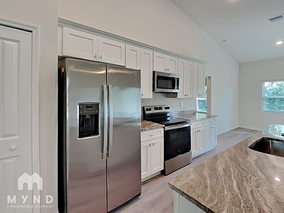 4th image of 2690 Shabonne Ln