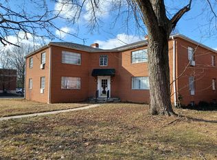 3677 N High St, Columbus, OH 43214