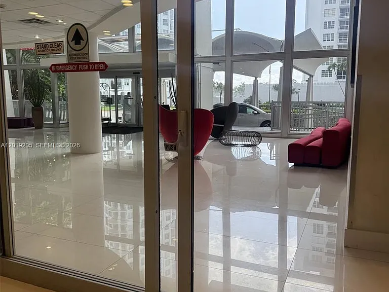 5701 Collins Ave #511 — Photo 3
