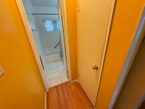 4th image of 1152 Irolo St APT 3