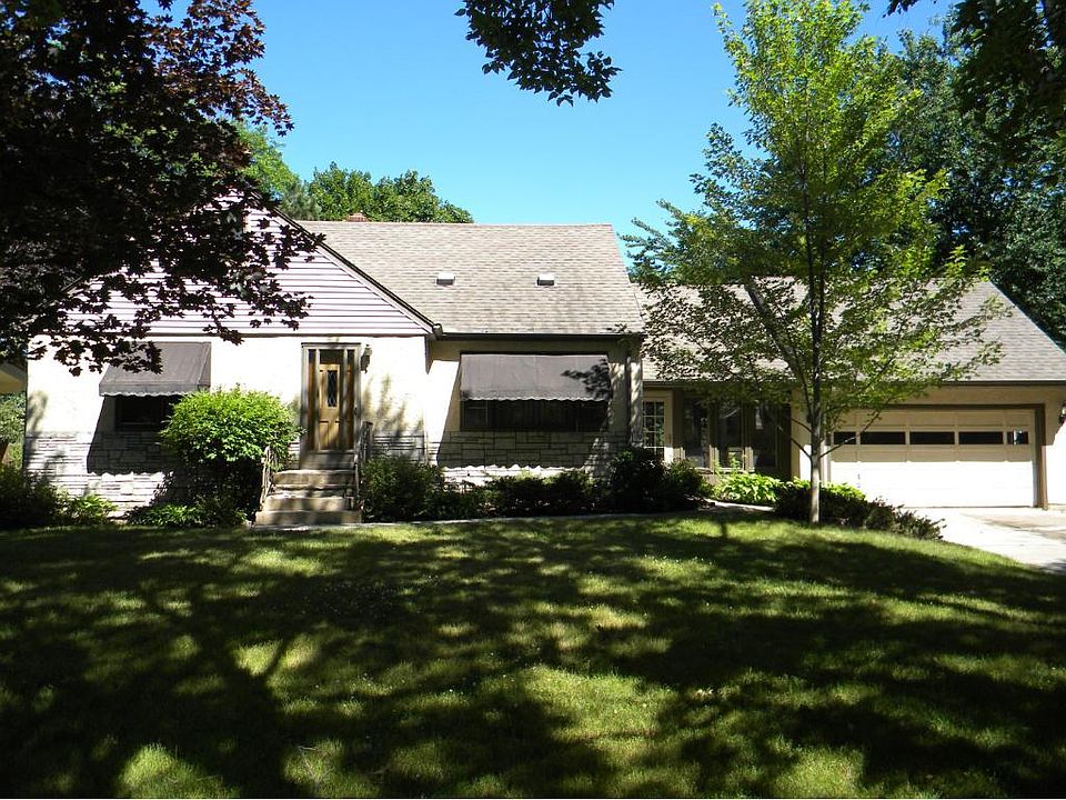1st image of 2204 Payne Ave