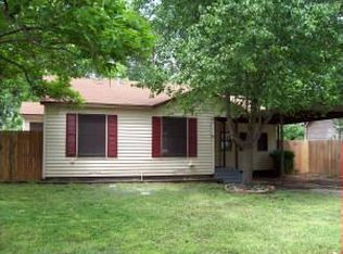 237 Harrison Ln, Hurst, TX 76053