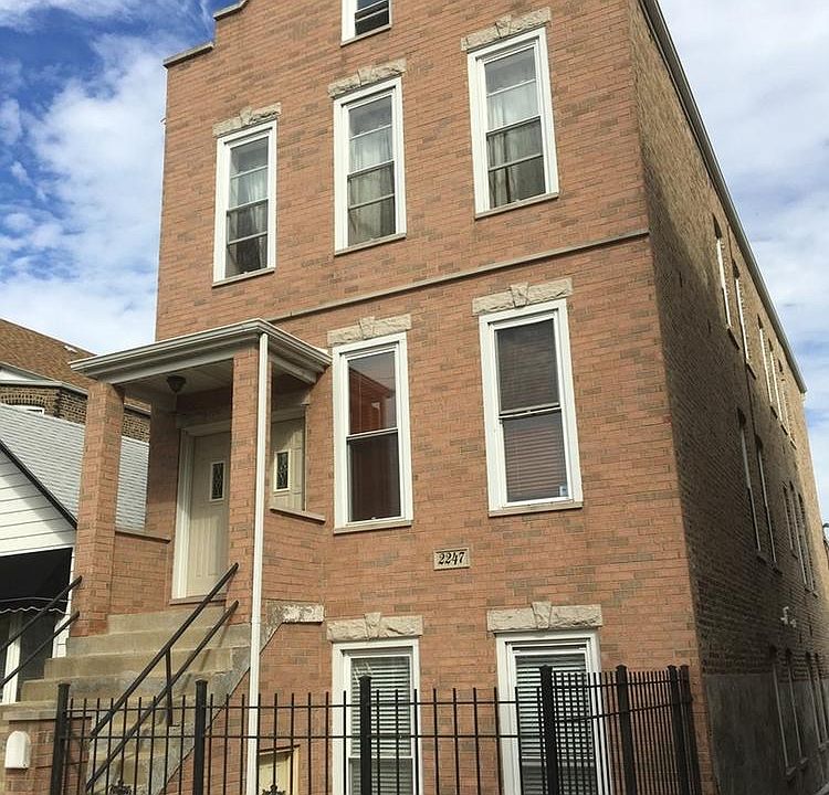 1st image of 2259 W Diversey Ave #1428