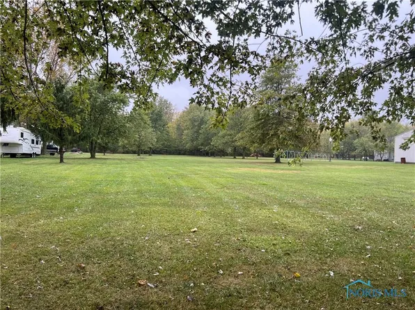 490 Donovan Rd, Curtice, OH 43412