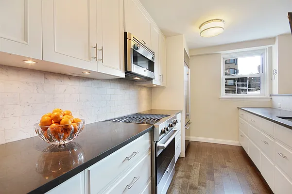 Sold by Corcoran | media 16