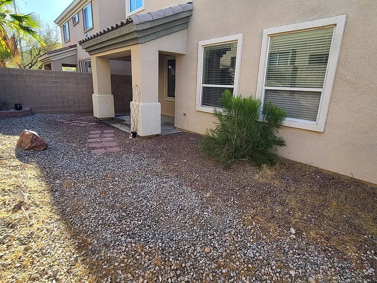 7449 W Mistral Ave — Photo 38