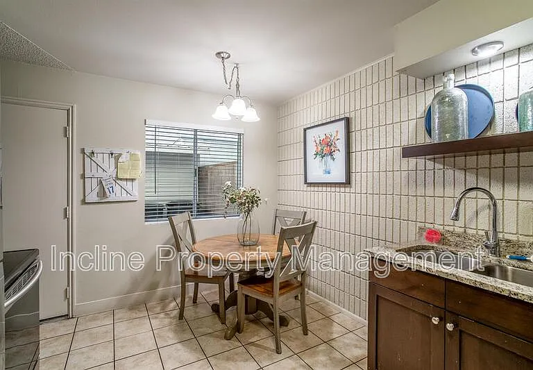 781 N Valley View Dr #16 — Photo 39