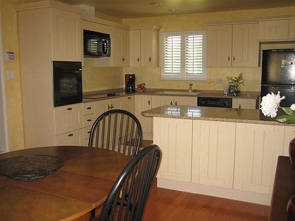 3rd image of 1415 Tiffany Cir
