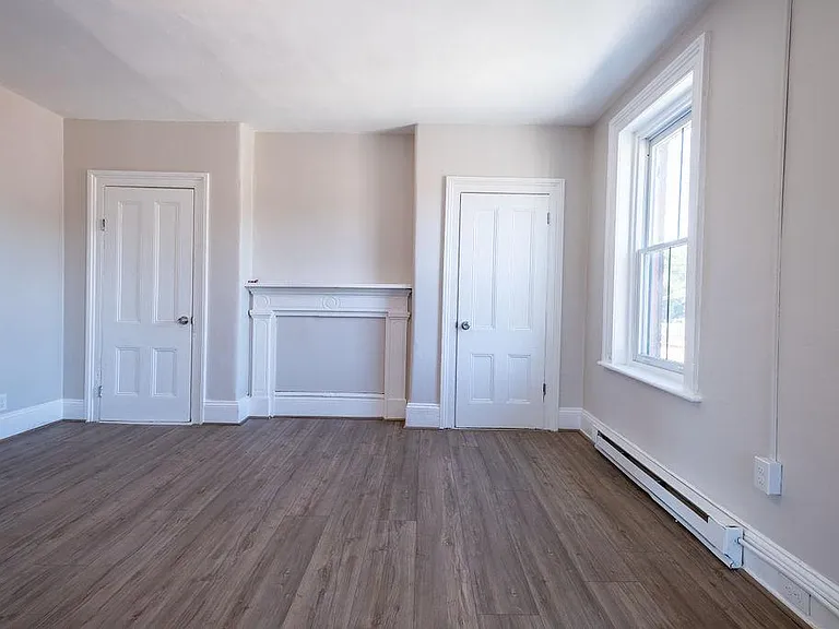42 Liberty St #4 — Photo 3