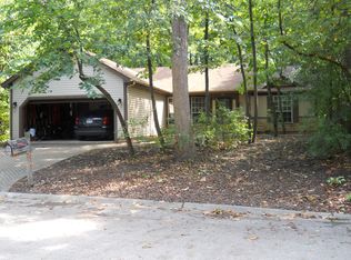 3 Dartmouth Ct, Streamwood, IL 60107