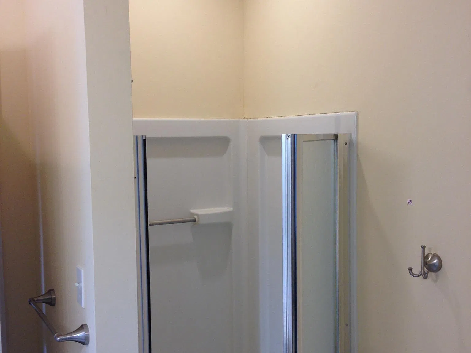 2 bed, 1000 sqft, $2,450 — Photo 3