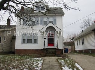 17814 Delavan Rd, Cleveland, OH 44119