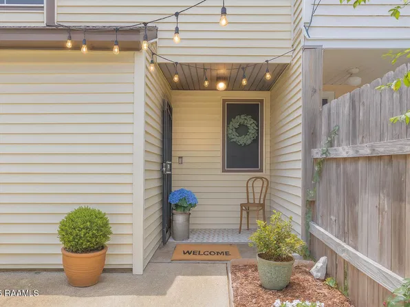 26 Morning Glory Sq, Lafayette, LA 70507
