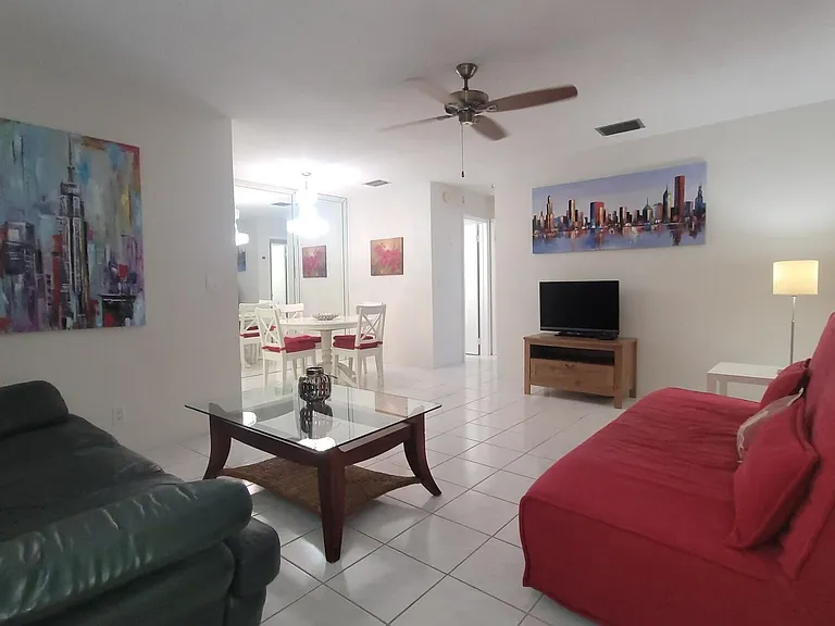 1818 Rodman St #2C — Photo 20