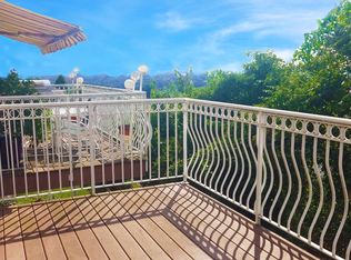 223 11th St, Palisades Park, NJ 07650