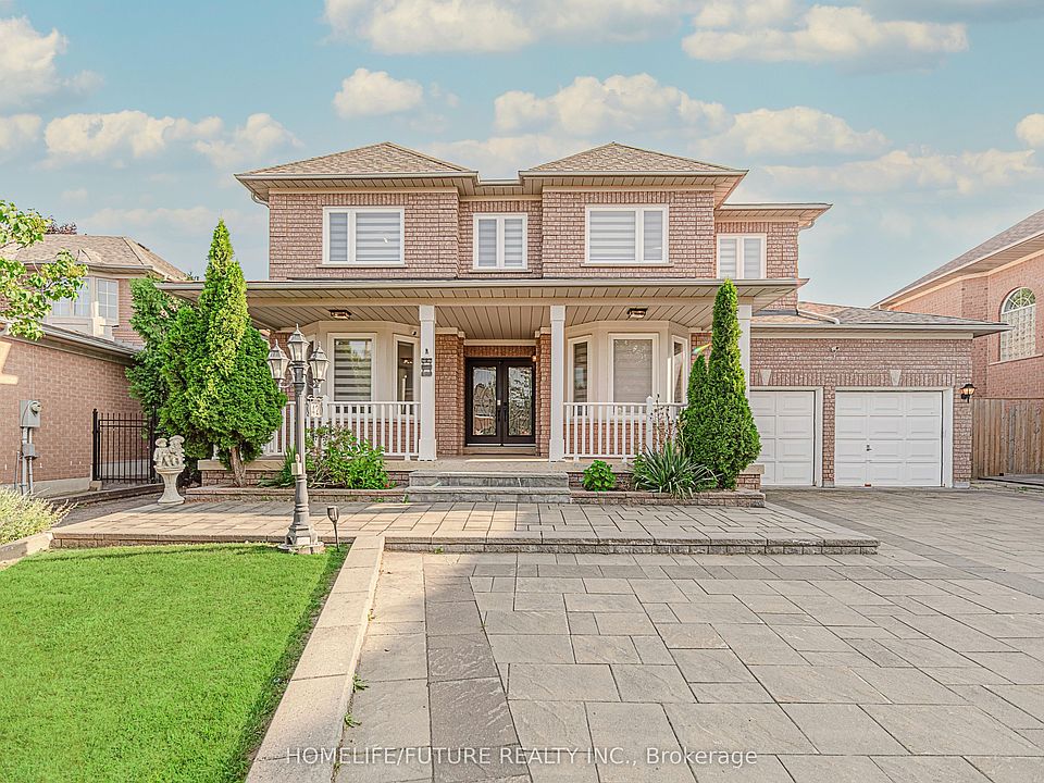 1st image of 42 Boxwood Cres