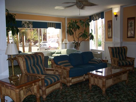 3rd image of 313 Atlantic Ave #0227
