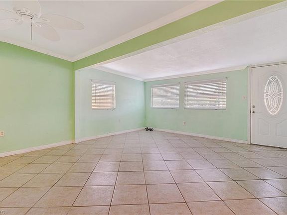 5th image of 10940 Citrus Dr
