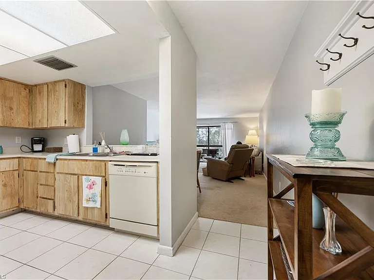 6142 Whiskey Creek Dr #603 — Photo 12