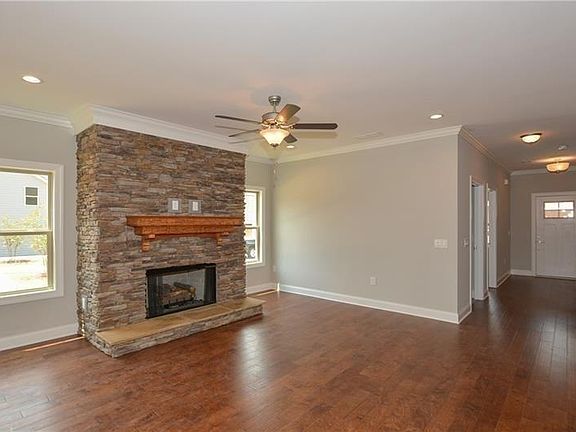 2nd image of 3112 Patriot Sq SW