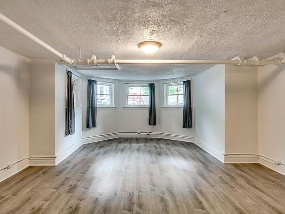 4th image of 1434 W Thorndale Ave #G