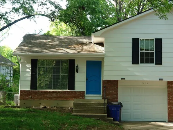 1912 E Cedar St, Olathe, KS 66062