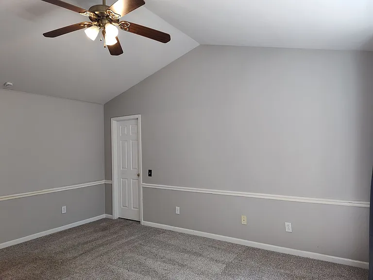 4018 Manor House Dr — Photo 19