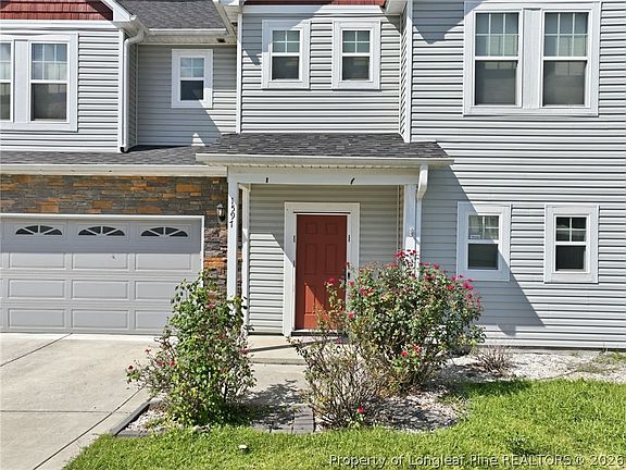 2nd image of 1597 Mount Rainer Dr