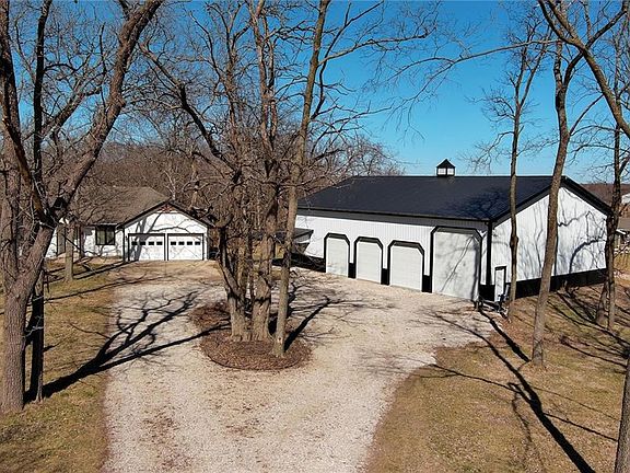 3rd image of 19750 Stranger Rd