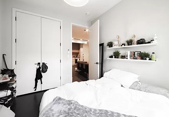 2nd image of 229 Winthrop St #1C
