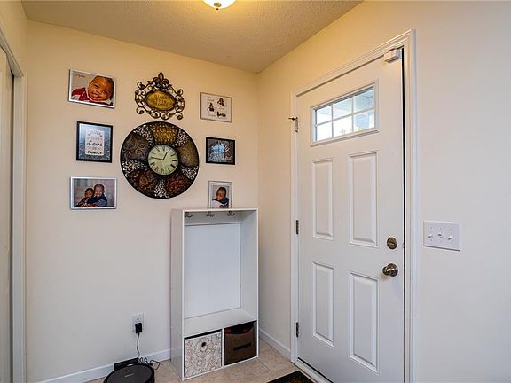 4th image of 3374 Greens Pointe Dr