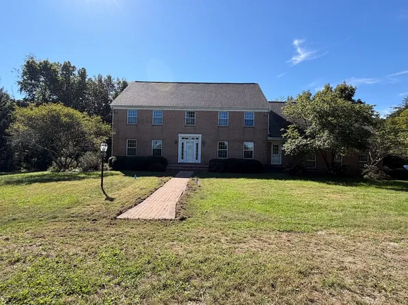 14207 N 200 East Rd, Fithian, IL 61844