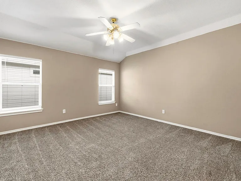 11822 Green Willow Falls Dr — Photo 15