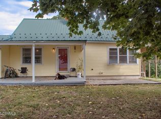 5 Mountain View Ln, Bloomsburg, PA 17815