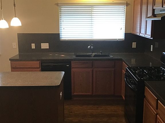 3rd image of 434 Laurel Timbers Dr