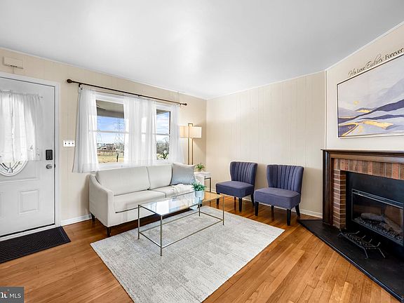 5th image of 2811 Moorgate Rd