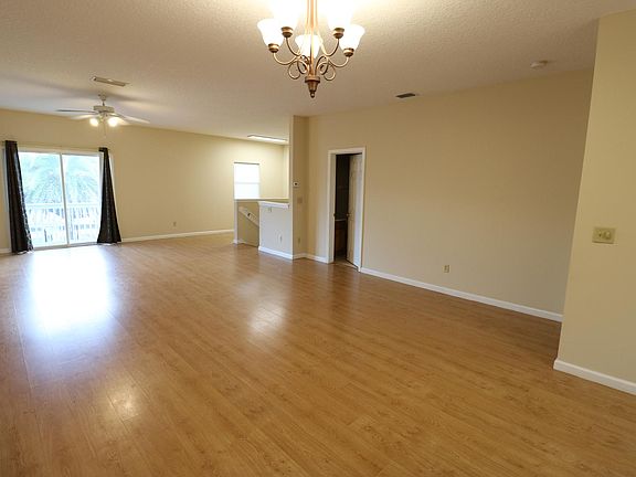 4th image of 825 Anastasia Blvd #A-1-9
