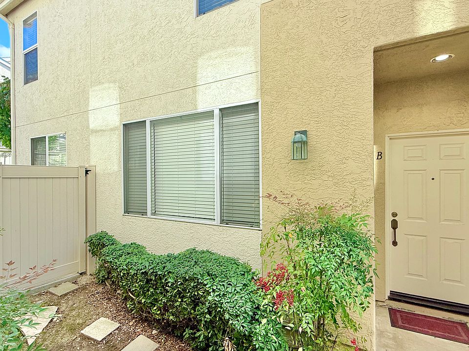 1st image of 11851 Spruce Run Dr APT B