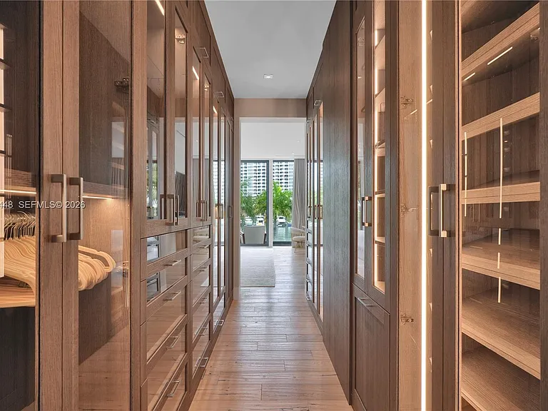 5501 Pine Tree Dr — Photo 36
