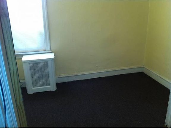 4th image of 1022 W Rockland St Floor 2