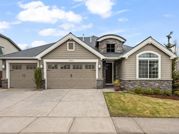 3882 SE Pipers Dr, Hillsboro, OR 97123