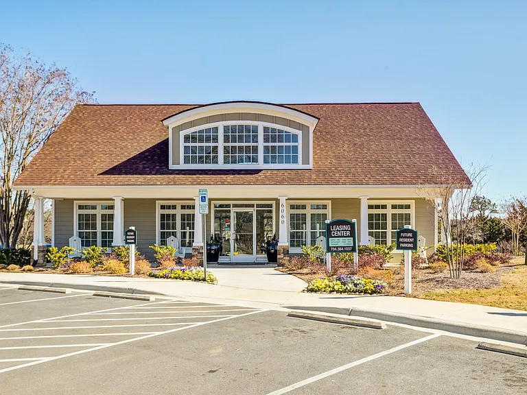 Reserve at Providence — Photo 34