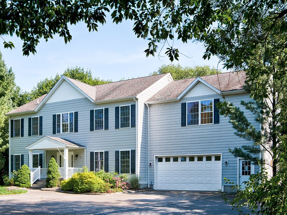 1st image of 3 Clover Grass Ct