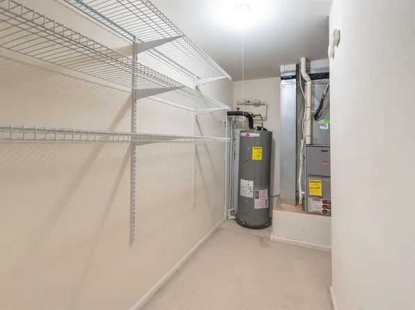 26 Avenue At Port Imperial image 14 of 26