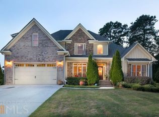 1410 Silver Thorne Ct, Loganville, GA 30052